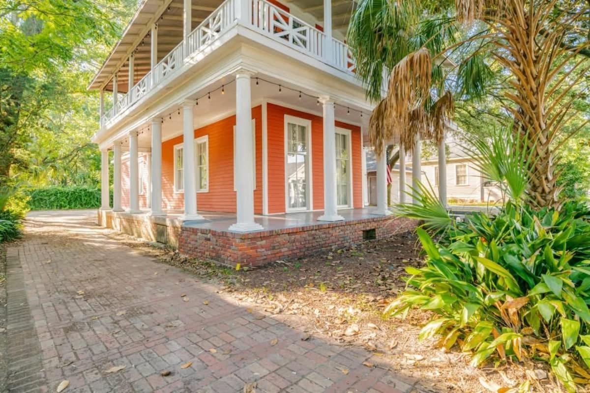 Pretty Peach Palace-Historic, Mins To Downtown Mobile Exterior photo